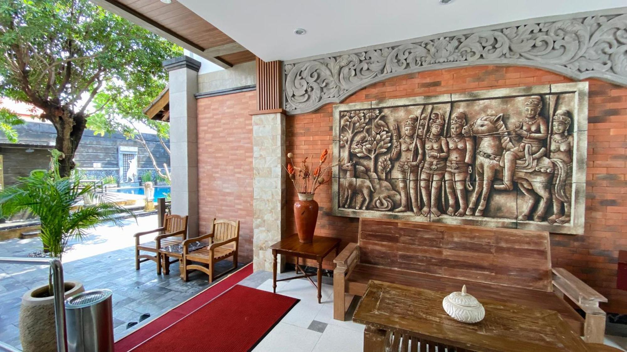 Sandat Hotel Legian Екстер'єр фото